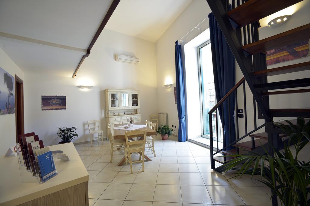 Italia Apartment نابولي المظهر الخارجي الصورة